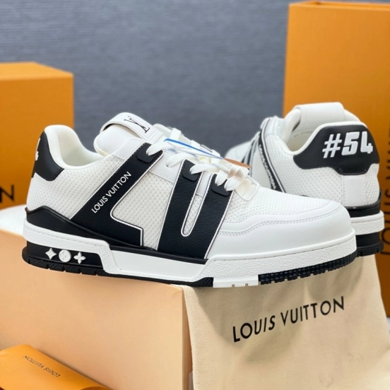 Louis Vuitton Trainer Sneaker Low 2025 SS New Colorway Couples Edition - LY00400