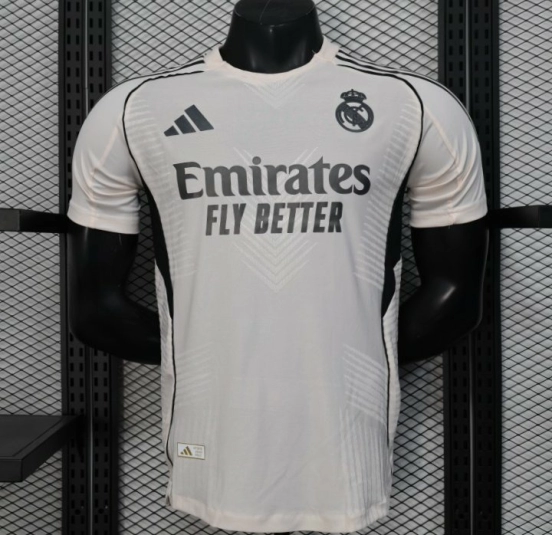 Player Version 25/26 Real Madrid White with Textured Pattern Jersey